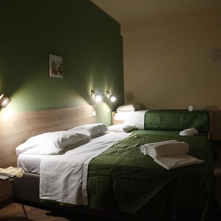 All'Anoneto B&B Катона Экстерьер фото