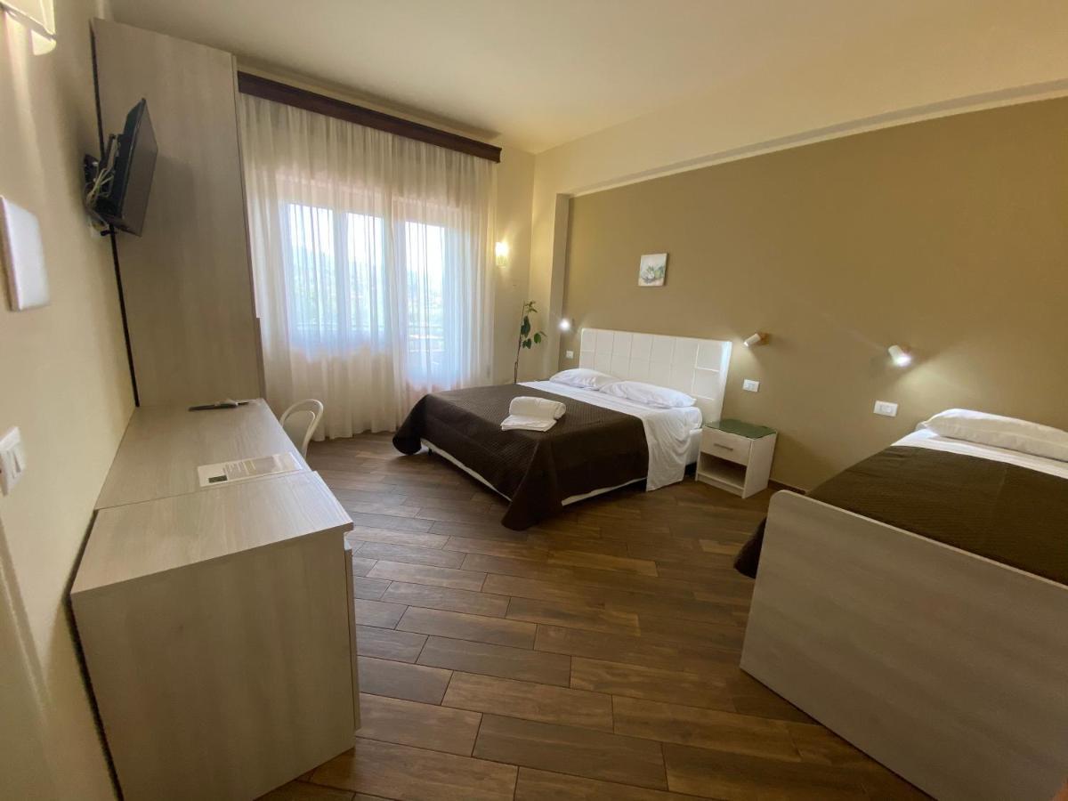 All'Anoneto B&B Катона Экстерьер фото